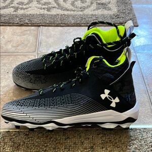 Under Armour Black and White Athletic Shoes with Mid-Top Support